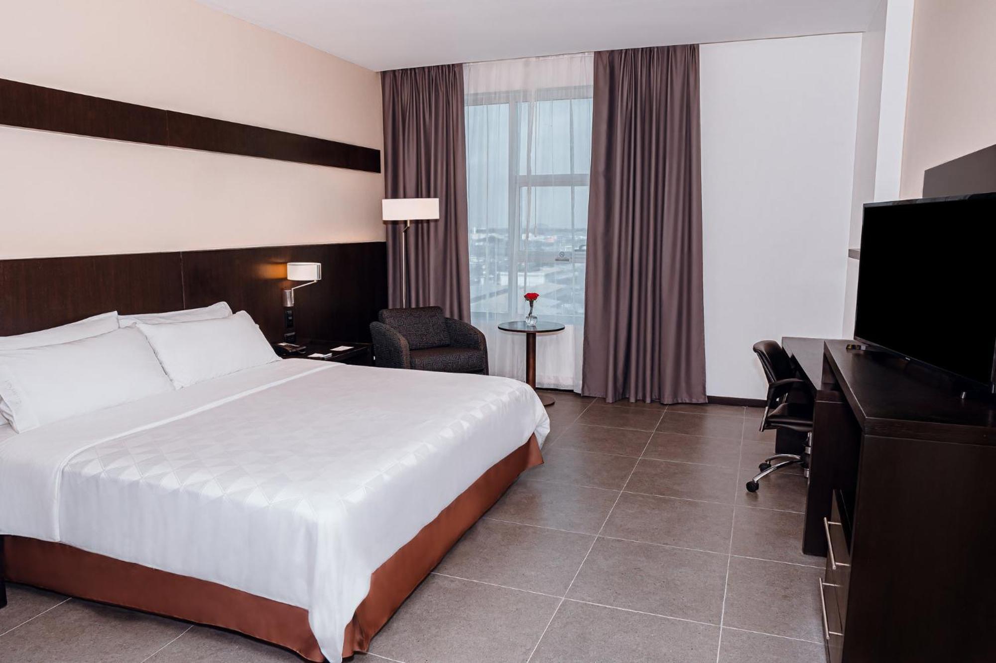 Holiday Inn Guayaquil Airport By Ihg Εξωτερικό φωτογραφία A room at the hotel