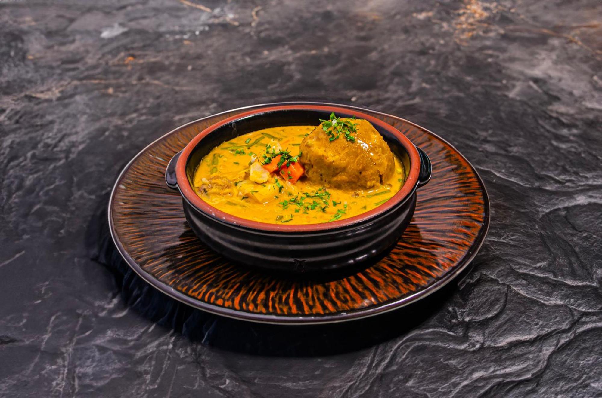 Holiday Inn Guayaquil Airport By Ihg Εξωτερικό φωτογραφία A bowl of kofta curry